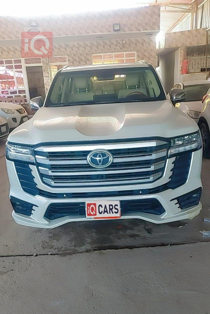 تويوتا لاندكروزر